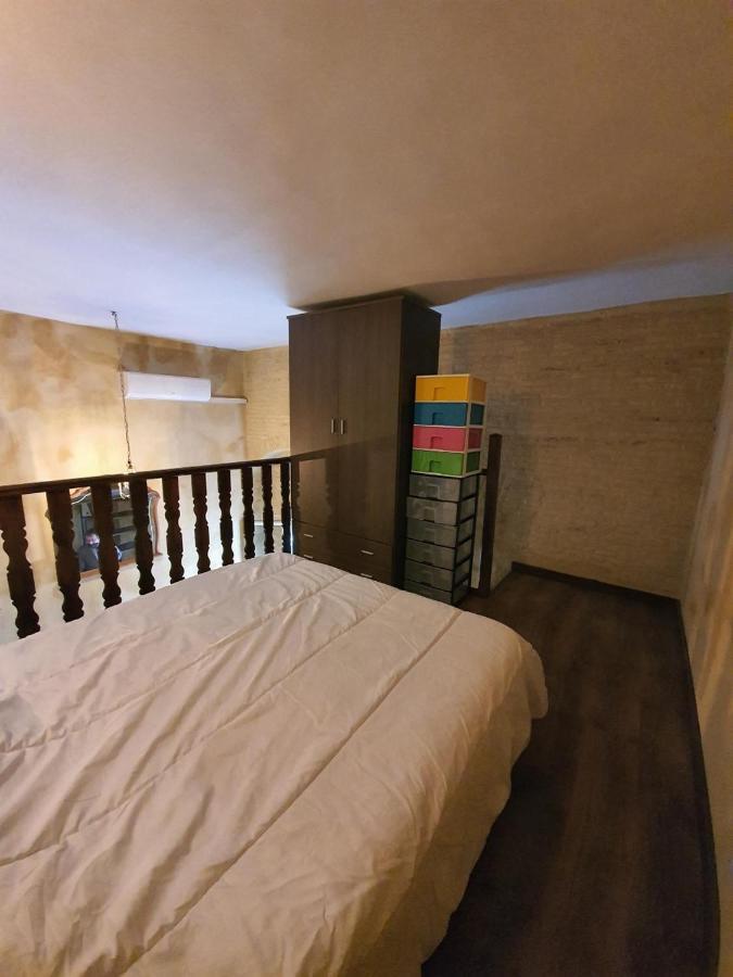Apartament Coqueto Dupex En El Casco Antiguo De Triana Sewilla